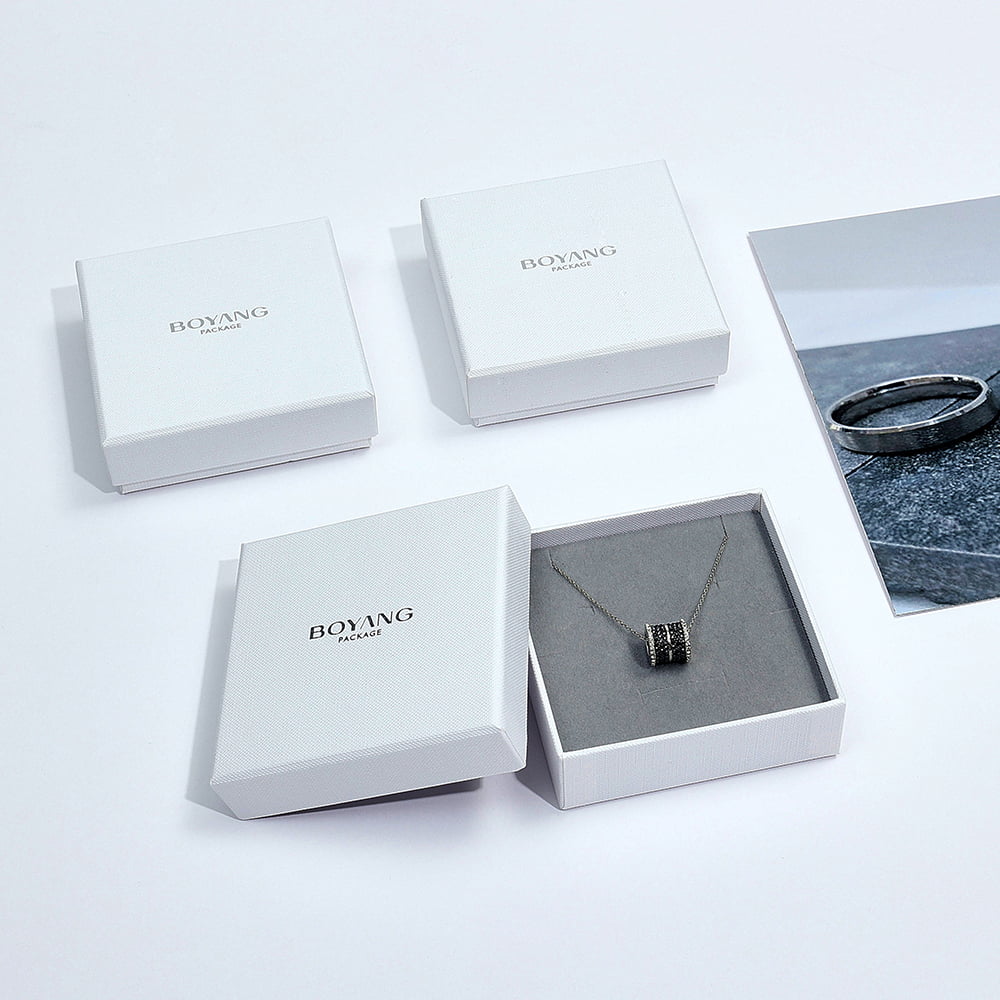 White custom logo pendant gift packaging boxes