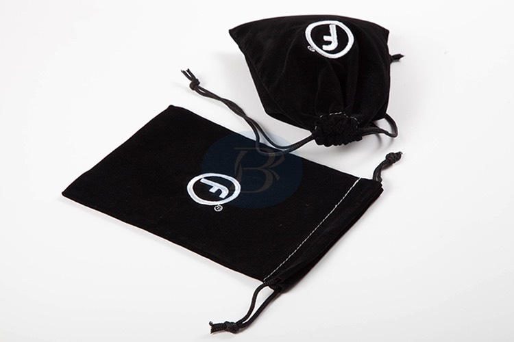 custom velvet drawstring pouch