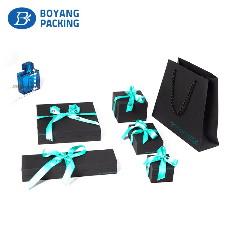 plastic jewelry packaging box