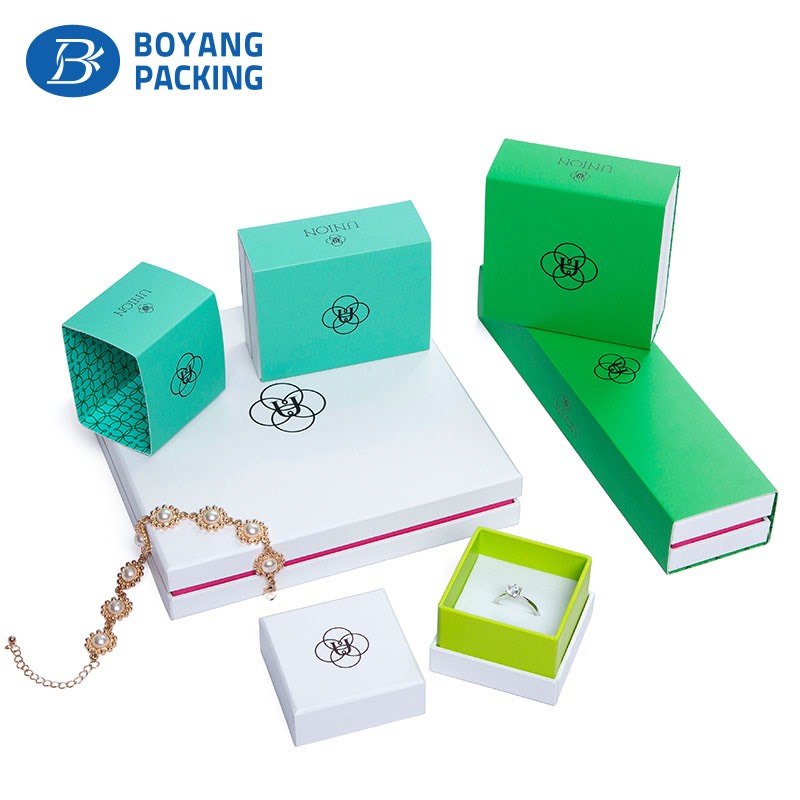 Design multicolored paper jewelry box wholesale