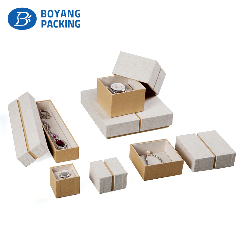 custom jewelry packaging