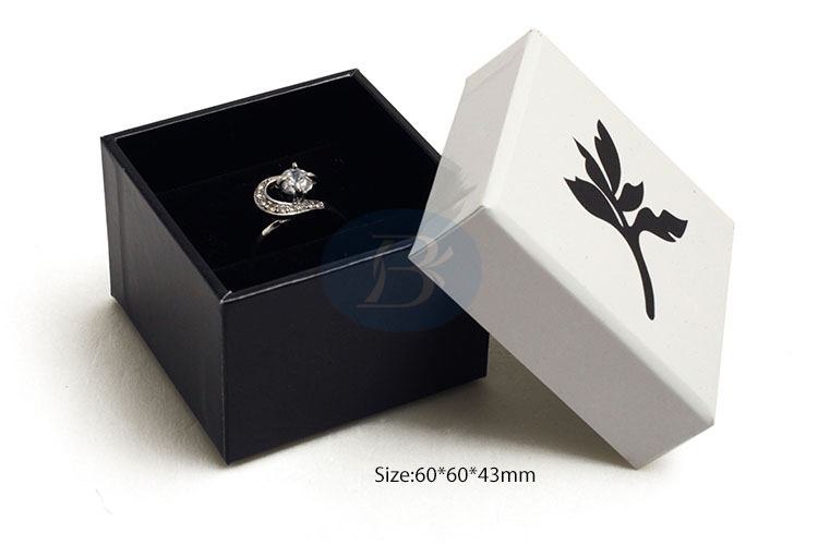 custom paper jewelry box suppliers