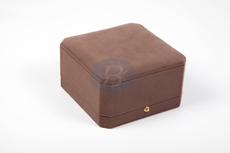 Custom luxury jewelry boxes