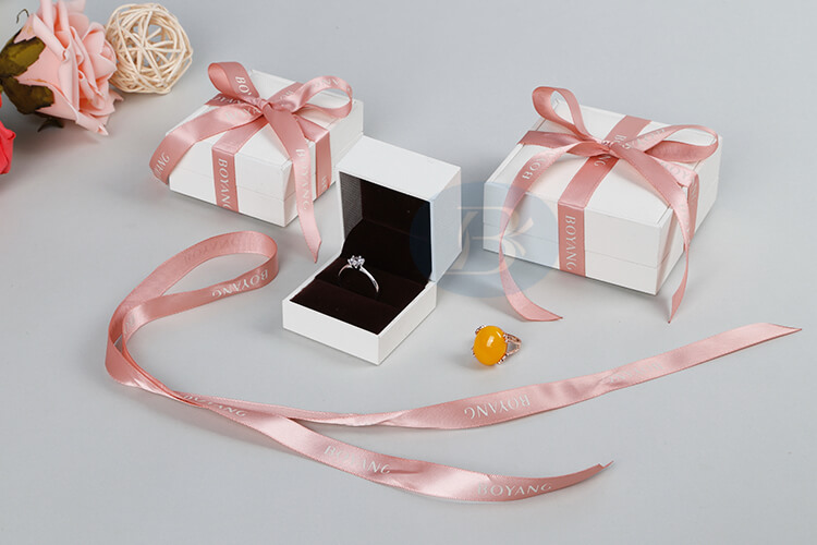 Wholesale ring jewelry gift box