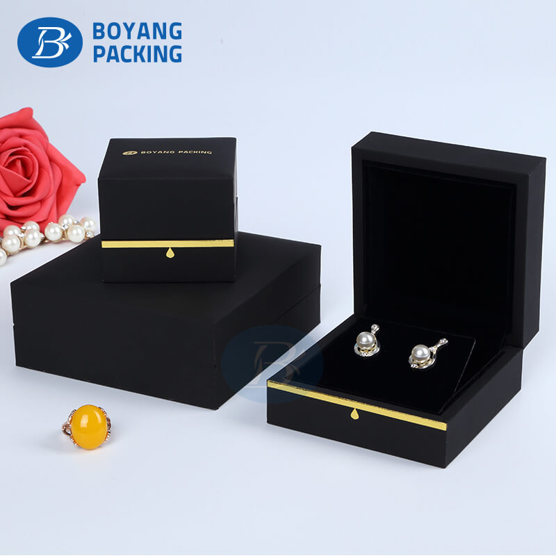 Custom enchanting velvet jewelry boxes