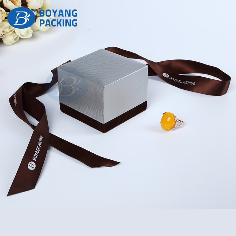 Custom luxury jewellery packaging wholesale