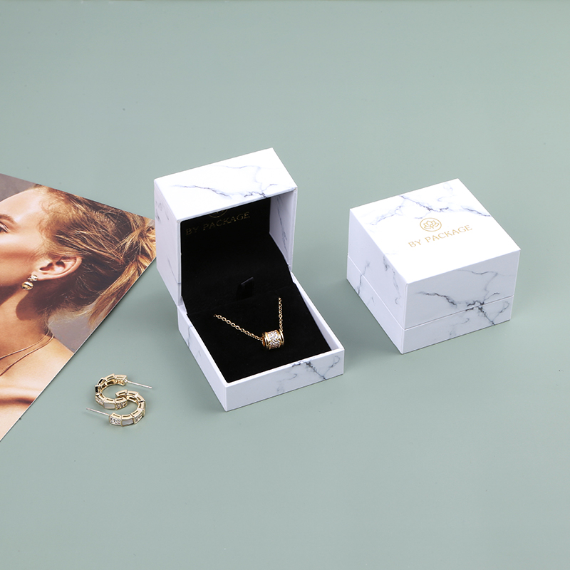 personalized jewelry boxes