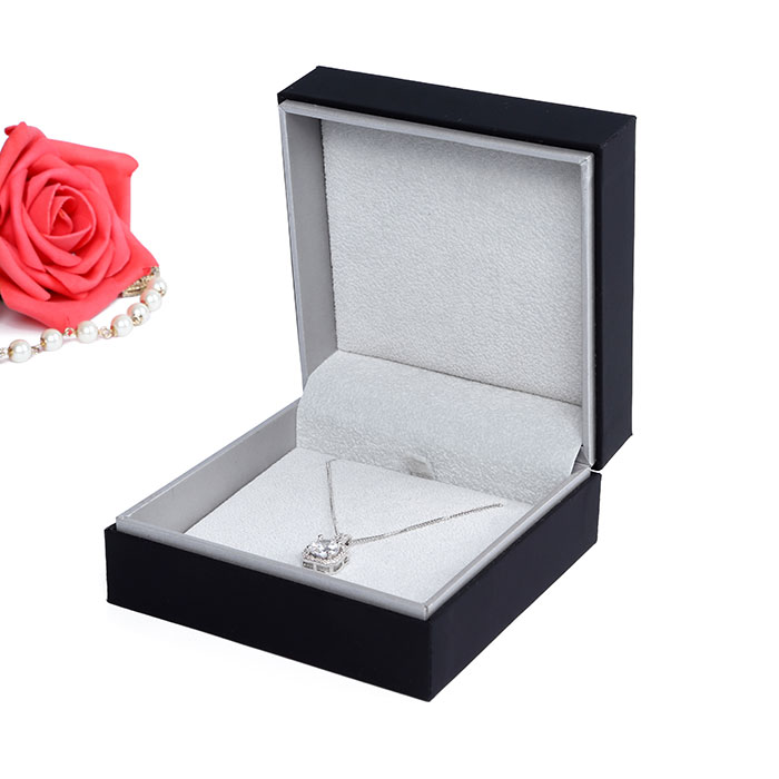 Custom luxury jewelry boxes, jewelry box manufacturers