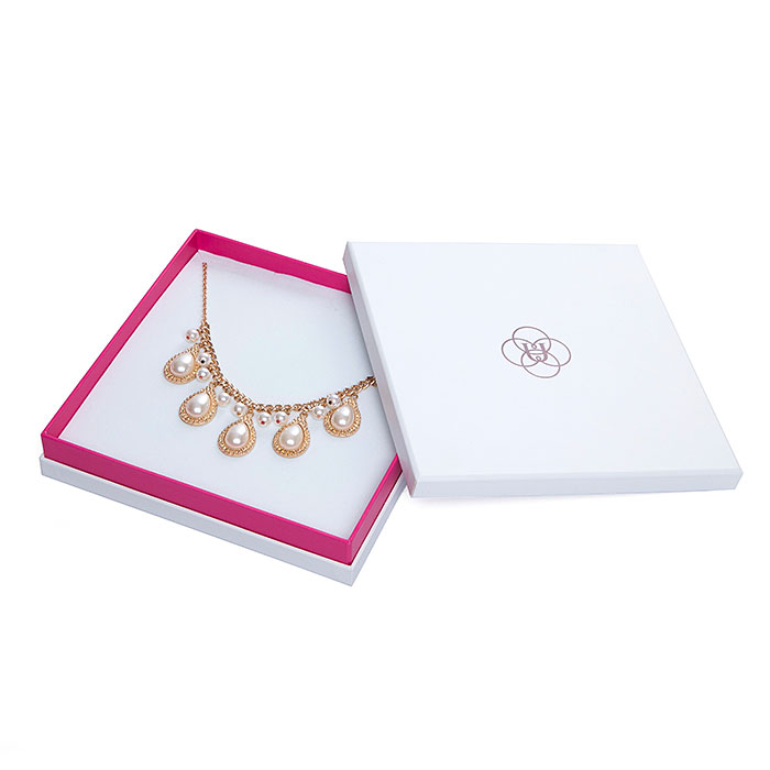 Custom printed jewelery gift packaging