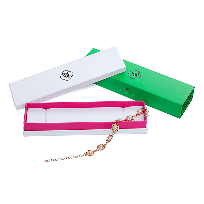 Custom printed jewelery gift packaging