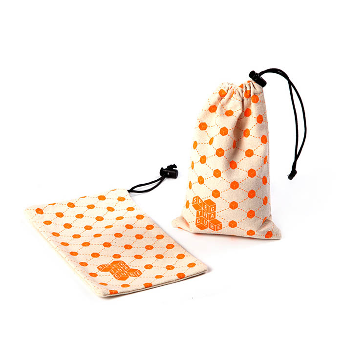 The cute dot custom jewelry pouch