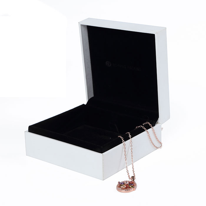 custom small jewellery packaging