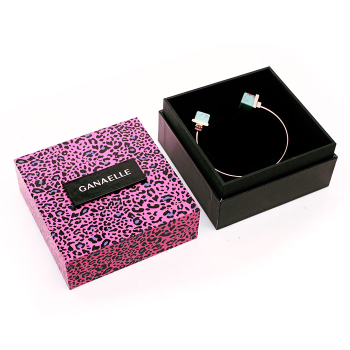 custom jewelry packaging