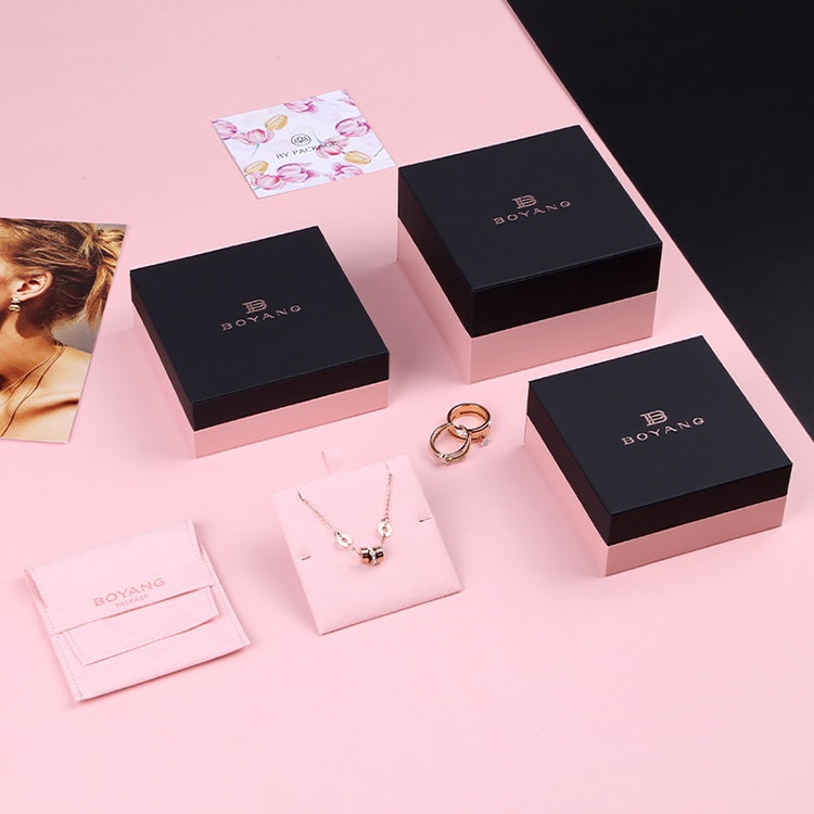 custom jewelry packaging