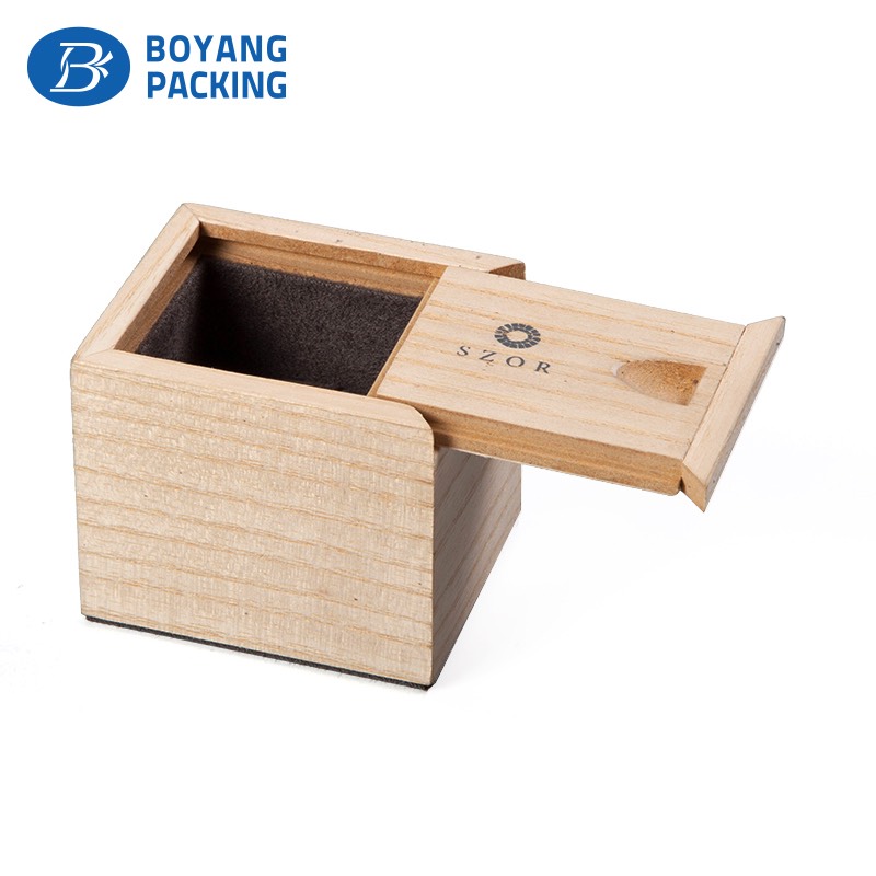 bracelet storage box