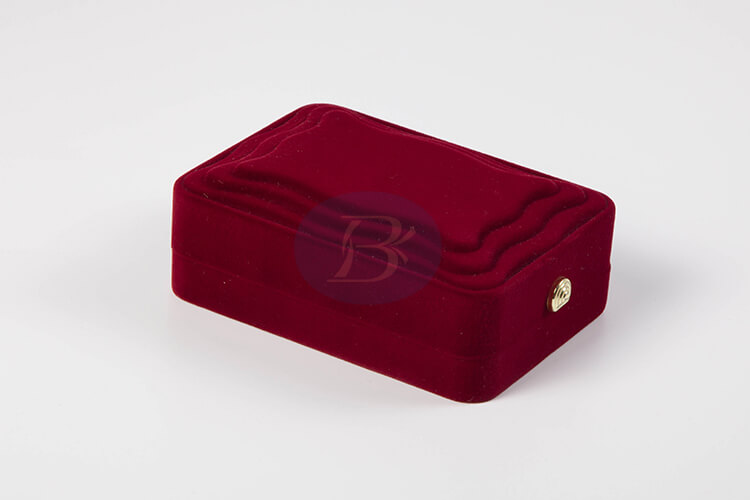 customized velvet jewelry box