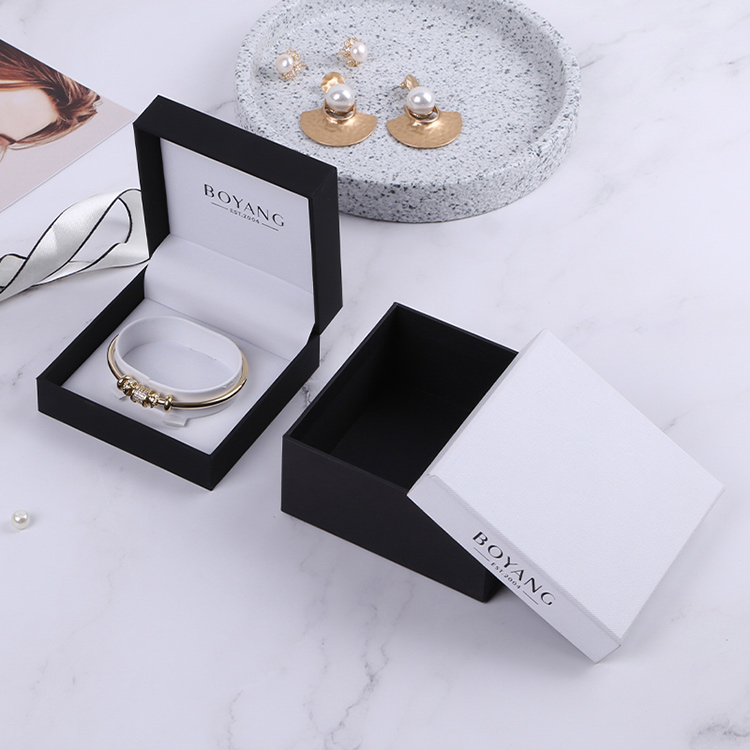 Wholesale new arrival custon logo bracelet jewelry gift box with ribbon