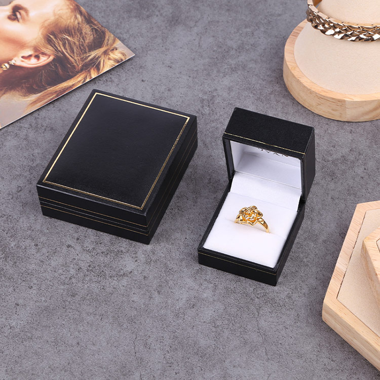 New arrival wholesale custom logo unique engagement ring boxes