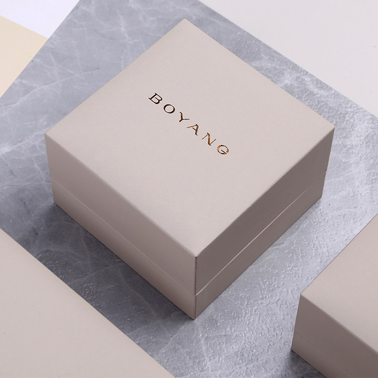 custom small jewellery packaging