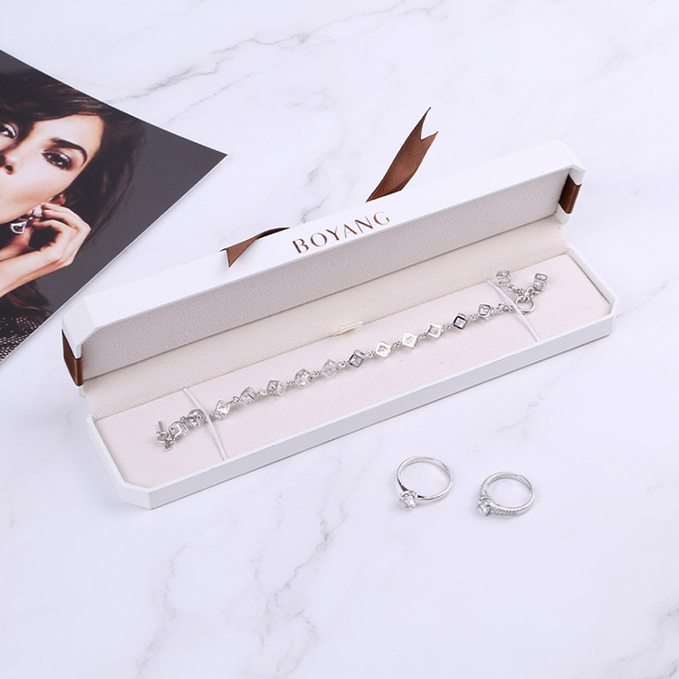 custom unique jewelry packaging